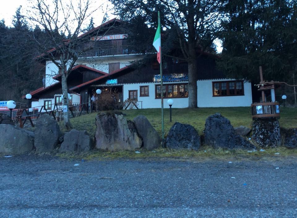 Hotel Valled'Oro ボルノ エクステリア 写真